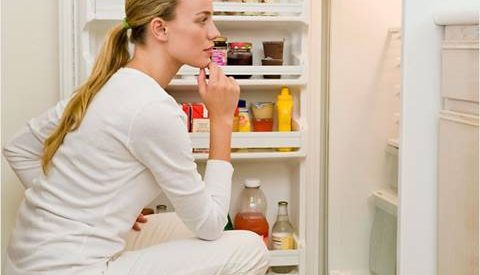 Cách xử lý cửa tủ lạnh không đóng khít