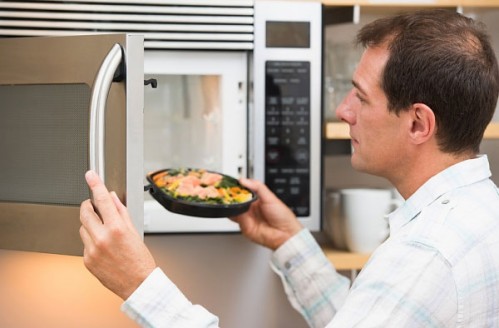 Hướng dẫn cách sử dụng lò vi sóng hiệu quả hơn