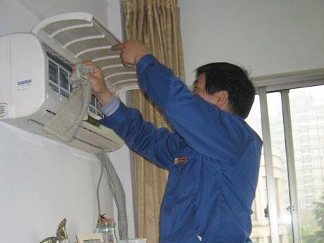 Tránh mất tiền oan khi sửa chữa, vệ sinh máy lạnh