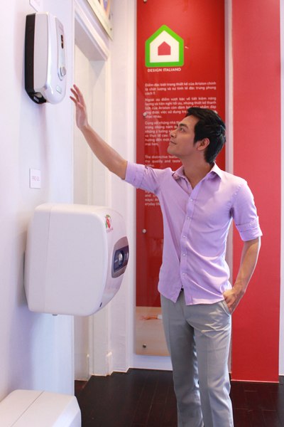 Tự súc rửa máy nước nóng sẽ nguy hại ra sao?