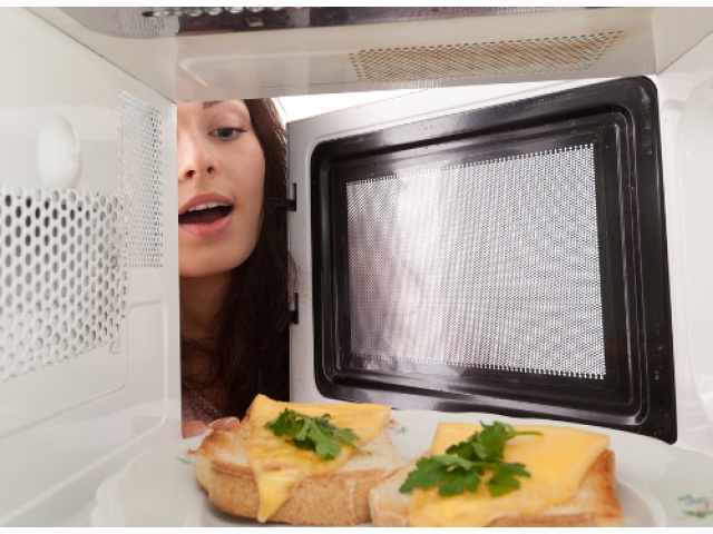 Bí quyết hâm nóng thức ăn đúng cách